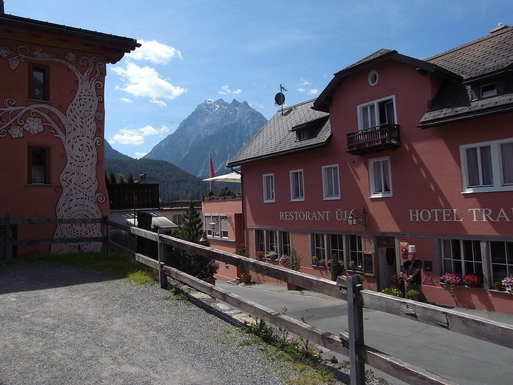 Hotel Traube Scuol Exteriér fotografie
