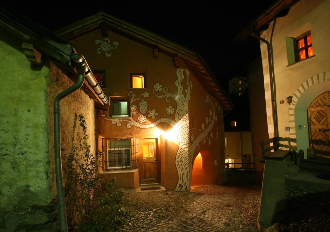 Hotel Traube Scuol Exteriér fotografie